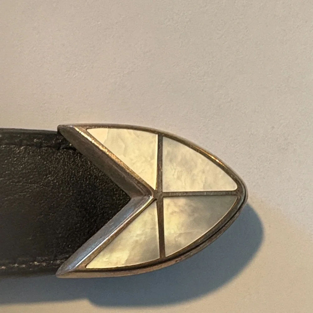 Douglas Magnus Heartline handmade inlaid mother of pearl 1” sterling buckle set